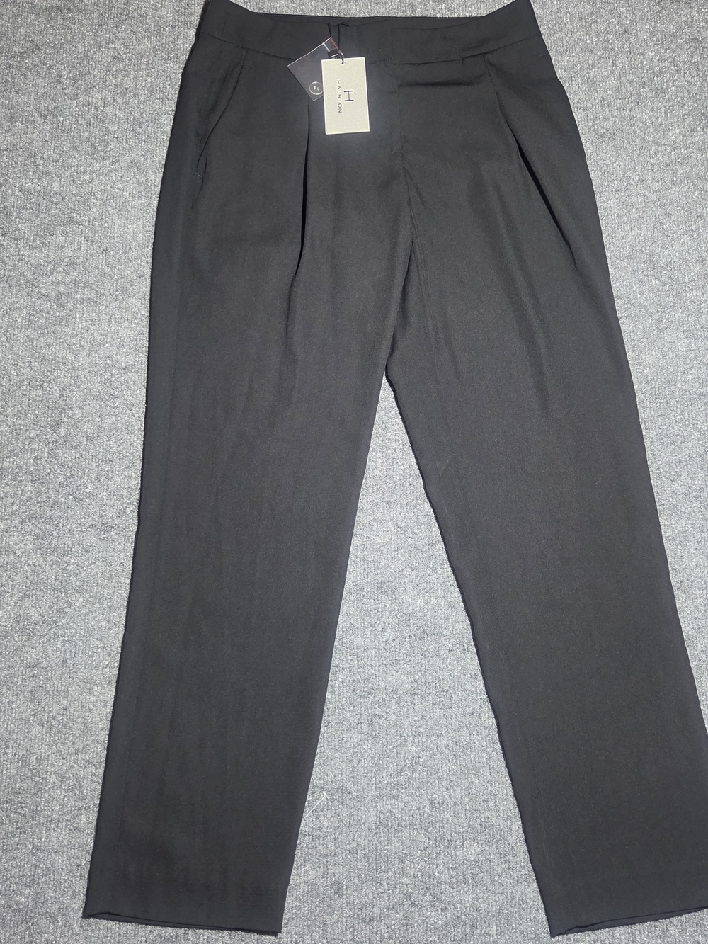 HALSTON Black Pleated Dress Pants Women's Size 2 NWT Straight Leg Trousers
